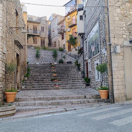 Casa Vacanze Caccamo Santa Lucia Exterior foto