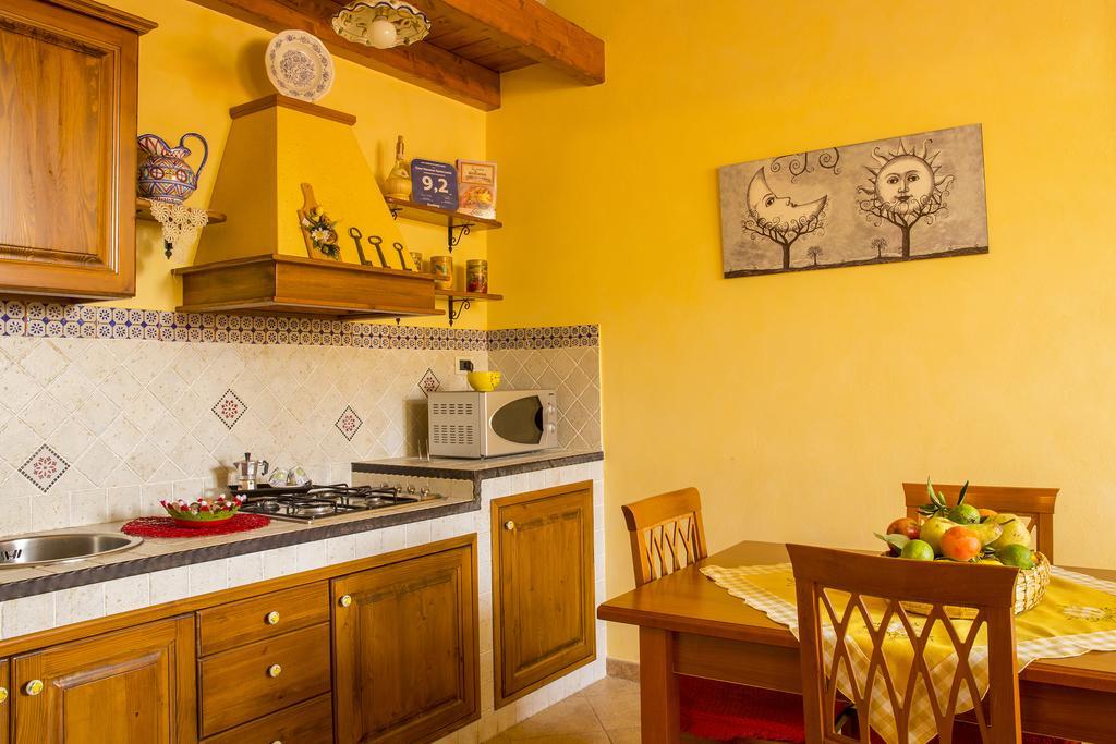 Casa Vacanze Caccamo Santa Lucia Exterior foto